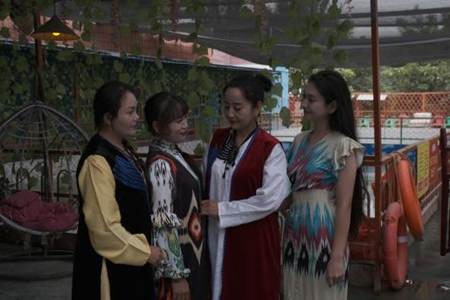 当地居民和服饰